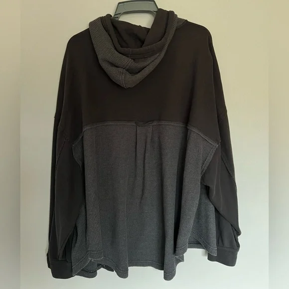 American Eagle Outfitters Dark Gray Hooded Button-up Jacket - Picture 2 of 4